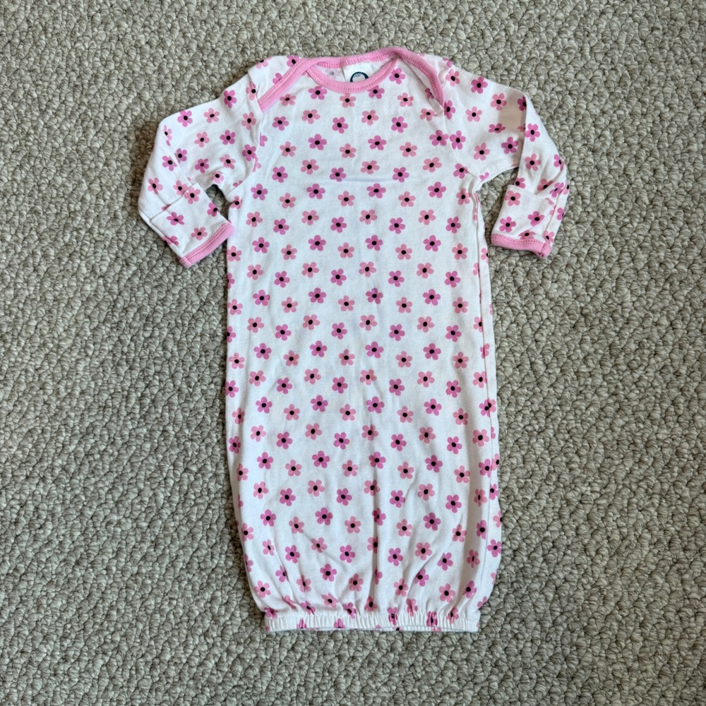 Gerber Baby Girls Pink Floral Cotton Long Sleeve Sleeper Gown Size 0-6 Months